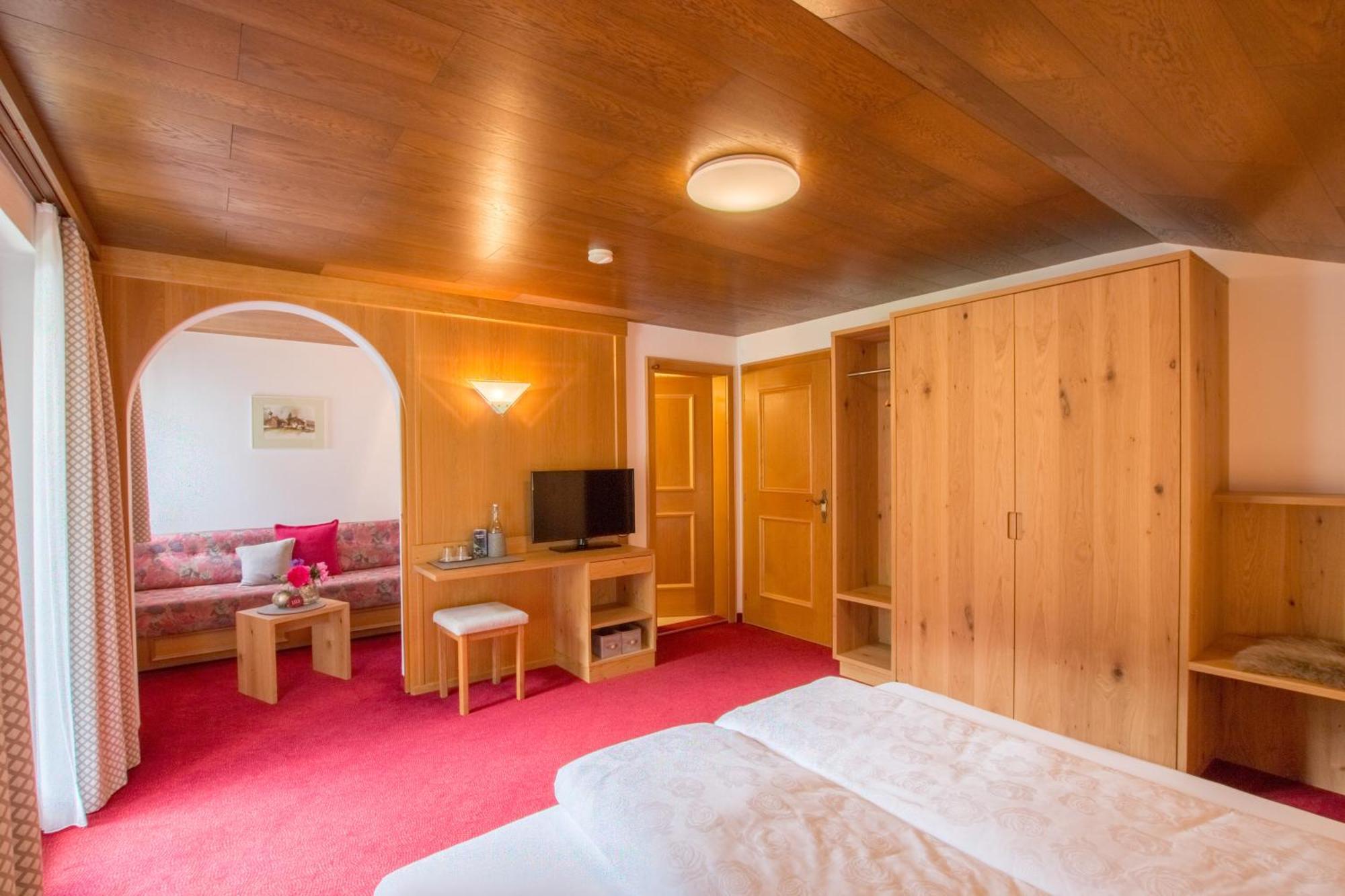 Pension Christophorus Hotel Garni Partenen Zewnętrze zdjęcie
