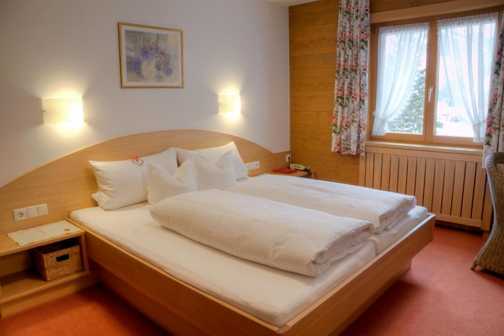 Pension Christophorus Hotel Garni Partenen Pokój zdjęcie